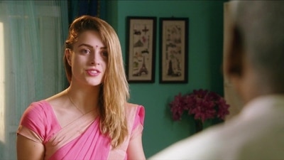 Alexandra Djavi in a still from Kanchana 3.