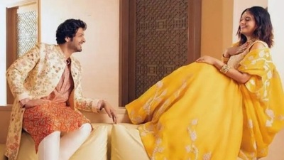 Richa Chadha posted a photo with Ali Fazal in which they were both dressed in ethnic outfits. Richa Chadha posted a photo with Ali Fazal in which they were both dressed in ethnic outfits.