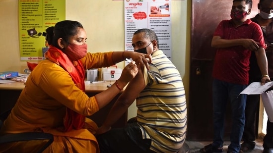 As part of the nationwide vaccination drive, India has, so far, inoculated about 58.89 crore beneficiaries against the deadly virus. (Vipin Kumar/HT PHOTO)