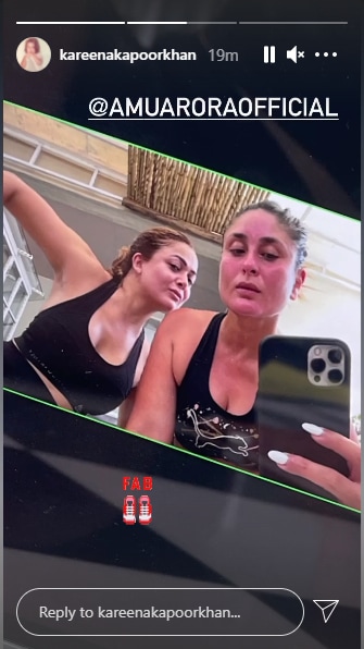 Kareena Kapoor posed with best friend actor Amrita Arora.