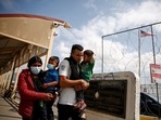 Central American migrants, who were airlifted from Brownsville to El Paso, Texas, US, and expelled from the United States walk towards Mexico on the Lerdo Stanton International Bridge, as seen from Ciudad Juarez, Mexico, on August 17, 2021.(File Photo / REUTERS) Central American migrants, who were airlifted from Brownsville to El Paso, Texas, US, and expelled from the United States walk towards Mexico on the Lerdo Stanton International Bridge, as seen from Ciudad Juarez, Mexico, on August 17, 2021.(File Photo / REUTERS)