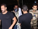 Salman Khan was stopped by a CISF officer at the airport.(Varinder Chawla) Salman Khan was stopped by a CISF officer at the airport.(Varinder Chawla)
