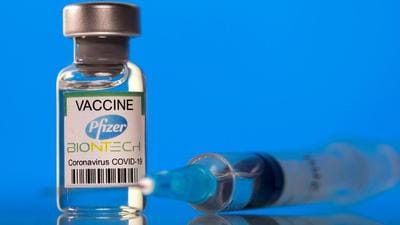 Covid vaccine doses that went missing from a vaccination centre in Maharashtra’s Thane district were found at a hair transplant clinic on August 15. (Photo courtesy- Reuters) Covid vaccine doses that went missing from a vaccination centre in Maharashtra’s Thane district were found at a hair transplant clinic on August 15. (Photo courtesy- Reuters)
