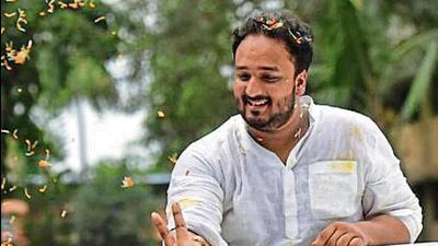 Bandra east MLA Zeeshan Siddiqui is the son of senior Congress leader and former legislator from Bandra West, Baba Siddique. (HT FILE PHOTO.)