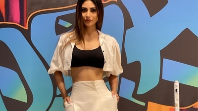 Styled by celebrity stylist and brand consultant Rishika Devnani, Mouni credited the co-ord set to Indian fashion designer Agrima Batra’s eponymous clothing label. (Instagram/imouniroy)