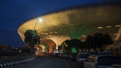 AAI had entered into an agreement with MIAL in 2006, allowing them to operate, manage and develop Chhatrapati Shivaji Maharaj International Airport (T-2). (HT FILE) AAI had entered into an agreement with MIAL in 2006, allowing them to operate, manage and develop Chhatrapati Shivaji Maharaj International Airport (T-2). (HT FILE)