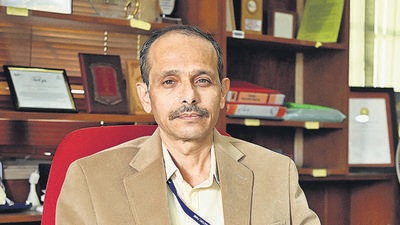 Dr Ashish Lele, Director of CSIR-NCL in Pune, on Tuesday. (Kalpesh Nukte/HT PHOTO) Dr Ashish Lele, Director of CSIR-NCL in Pune, on Tuesday. (Kalpesh Nukte/HT PHOTO)