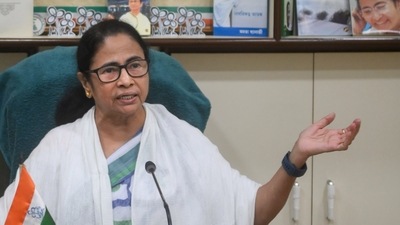 Bengal CM Mamata Banerjee expressed her disapproval towards the National Monetisation Pipeline. (PTI Photo)
