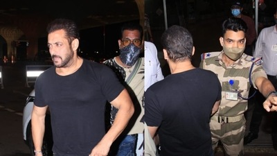 Salman Khan was stopped by a CISF officer at the airport. (Varinder Chawla) Salman Khan was stopped by a CISF officer at the airport. (Varinder Chawla)