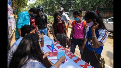 Last year, the admissions to Delhi University’s courses began on October 12 (Amal KS/HT photo) Last year, the admissions to Delhi University’s courses began on October 12 (Amal KS/HT photo)