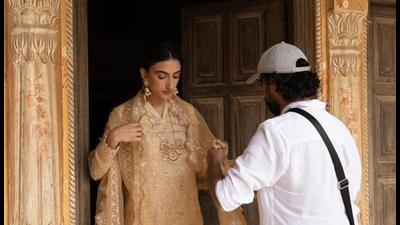 Behind the scenes of Rahul Mishra’s couture film for ICW 2021 Behind the scenes of Rahul Mishra’s couture film for ICW 2021