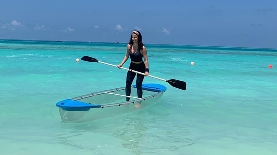Bollywood diva Elli AvrRam recently took the Internet by storm as she shared a slew of pictures from the island nation and captioned them, "Navigating myself to Maldives now...wanna join? (sic)."(Instagram/elliavrram)