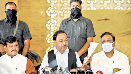 Union minister Narayan Rane addresses a press conference at his Juhu residence in Mumbai on Wednesday. (HT PHOTO)