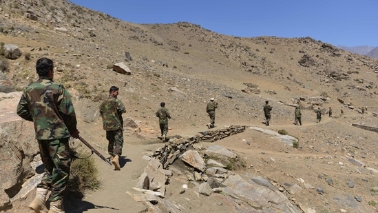 Afghan resistance movement and anti-Taliban uprising forces take part in military training at the Abdullah Khil area of Dara district in Panjshir province.(AFP)