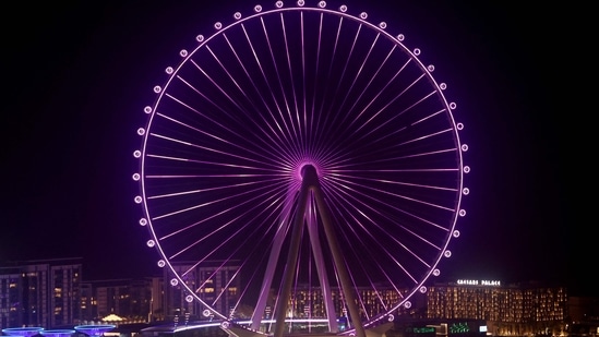 Tallest Ferris Wheel in the World Takes 38 Minutes to Ride