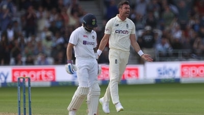 England's James Anderson celebrates taking the wicket of India's Virat Kohli. (Action Images via Reuters)