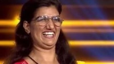 Himani Bundela happily wins  ₹1 crore on KBC 13, becoming first crorepati of the season.