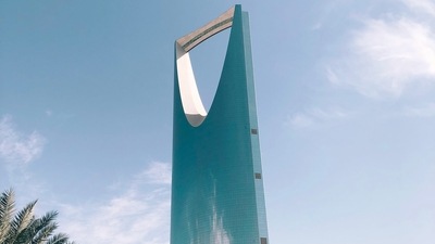Go up the Kingdom Tower in Riyadh: The Jeddah Tower, previously known as Kingdom Tower, is one of the tallest towers of Saudi Arabia standing at a height of 302.3 metres. (Pexels)