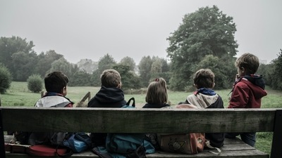 A new study has shown that engaging in virtual reality can significantly reduce pain and anxiety in children undergoing intravenous catheter placement. (Unsplash) A new study has shown that engaging in virtual reality can significantly reduce pain and anxiety in children undergoing intravenous catheter placement. (Unsplash)