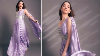 Tamannaah Bhatia looks like a vision in this metallic lavender drape saree. (Instagram/@tamannaahspeaks) Tamannaah Bhatia looks like a vision in this metallic lavender drape saree. (Instagram/@tamannaahspeaks)