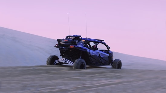 Dune bashing in Qassim: If you want to experience the real Saudi culture, old or new, you need to visit Qassim. One of the best activities here has to be the thrilling dune bashing which the locals absolutely love.(Unsplash)