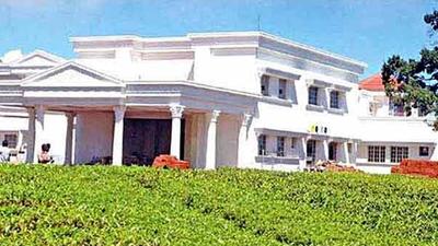 Earlier on Friday, the Kodanad case came up for proceedings at the trial court in Nilgiris where Sayan was produced but was later adjourned as Ravi’s plea was still pending at the Madras high court at the time. (HT File) Earlier on Friday, the Kodanad case came up for proceedings at the trial court in Nilgiris where Sayan was produced but was later adjourned as Ravi’s plea was still pending at the Madras high court at the time. (HT File)