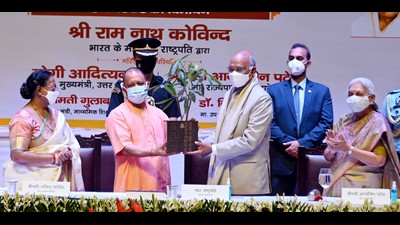 Uttar Pradesh chief minister Yogi Adityanath presenting a Rudraksh sapling to President Ram Nath Kovind during the concluding ceremony of the Diamond Jubilee celebrations of the Captain Manoj Kumar Pandey UP Sainik School in Lucknow on Friday. (Sourced) Uttar Pradesh chief minister Yogi Adityanath presenting a Rudraksh sapling to President Ram Nath Kovind during the concluding ceremony of the Diamond Jubilee celebrations of the Captain Manoj Kumar Pandey UP Sainik School in Lucknow on Friday. (Sourced)