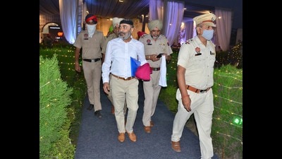 Current UCPMA president DS Chawla had got an FIR lodged against 31 members of United Alliance Group for allegedly thrashing him and tossing his turban during an annual general meeting held on August 18. (HT file) Current UCPMA president DS Chawla had got an FIR lodged against 31 members of United Alliance Group for allegedly thrashing him and tossing his turban during an annual general meeting held on August 18. (HT file)