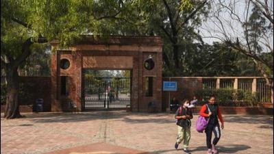 Students outside Delhi University’s south campus. (HT Photo) Students outside Delhi University’s south campus. (HT Photo)