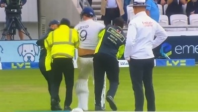 In between Rohit departure and Kohli's arrival, 'Jarvo' breaches security again