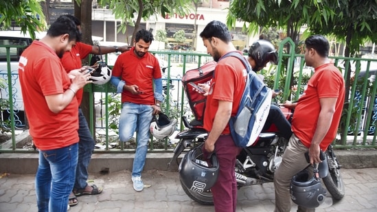 Advertising and branding experts feel the campaign may benefit Zomato’s image but is unlikely to impact the lives of gig workers.(MINT_PRINT) Advertising and branding experts feel the campaign may benefit Zomato’s image but is unlikely to impact the lives of gig workers.(MINT_PRINT)