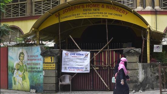 On Thursday, the BMC in a statement had said that it has sealed St Joseph boarding school and orphanage in Agripada at Mumbai Central. (Anshuman Poyrekar/HT PHOTO)