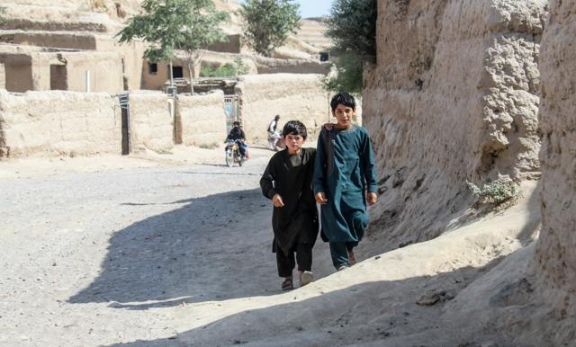 Refugee children in Afghanistan. (Shutterstock) Refugee children in Afghanistan. (Shutterstock)