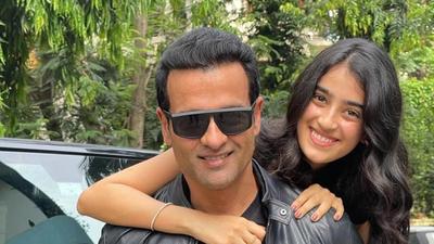 Actor Rohit Roy with daughter Kiara, who has went to US for higher studies. Actor Rohit Roy with daughter Kiara, who has went to US for higher studies.