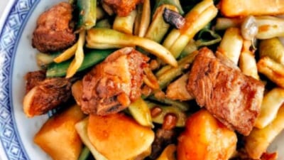 Pork roast fry: This is one of the most popular festive dishes. It tastes even better with pepper water and steamed rice. You can also make some delicious sandwiches the next day with the leftovers.  (Instagram/@cookwithlisha)