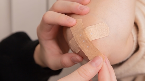Slow healing of cuts and wounds: It can take longer for wounds to heal since blood circulation slows down. Due to the slow movement of blood, the body takes a long to deliver nutrients to the wounds.(Unsplash)