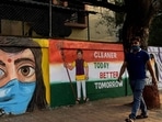 A mural in Nerul conveys the message of cleanliness. (Bachchan Kumar/HT)