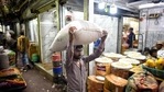 Katra Ishwar Bhawan in Khari Baoli has hundreds dry fruit importers, who have long business ties with Afghanistan. (Sanchit Khanna/HT) Katra Ishwar Bhawan in Khari Baoli has hundreds dry fruit importers, who have long business ties with Afghanistan. (Sanchit Khanna/HT)