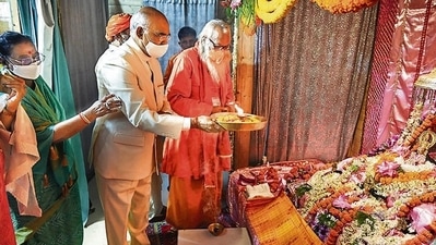 President Ram Nath Kovind offers prayers in Ayodhya on Sunday. (PTI) President Ram Nath Kovind offers prayers in Ayodhya on Sunday. (PTI)