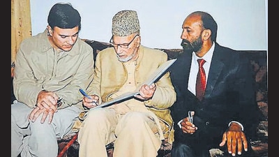 Former Pakistan MP and SCD alumnus Muhammad Hamza during his visit to Ludhiana in 2015. (HT photo) Former Pakistan MP and SCD alumnus Muhammad Hamza during his visit to Ludhiana in 2015. (HT photo)