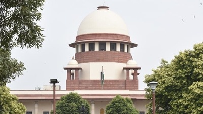 The apex court will employ a hybrid model of hearing cases physically from Tuesday to Thursday. (Sonu Mehta/HT PHOTO) The apex court will employ a hybrid model of hearing cases physically from Tuesday to Thursday. (Sonu Mehta/HT PHOTO)