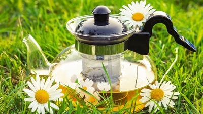 Chamomile to reduce 'hangxiety': 'Hangxiety' can affect different people differently. If you feel anxious have a cup of chamomile tea to calm you. (Unsplash)