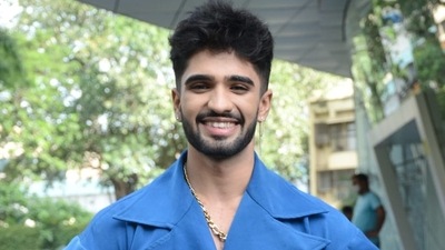 Zeeshan Khan made his first public appearance post Bigg Boss OTT on Saturday. (Varinder Chawla) Zeeshan Khan made his first public appearance post Bigg Boss OTT on Saturday. (Varinder Chawla)