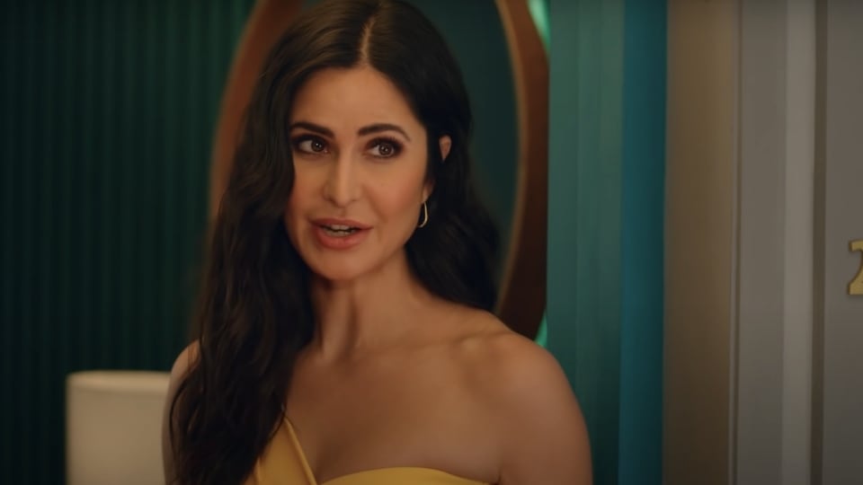 Katrina Kaif's 1 lakh one-shoulder bodycon dress is the party outfit  you've always wanted | Fashion Trends