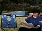 Cindy Crawford's cameo in Awwal Number. 