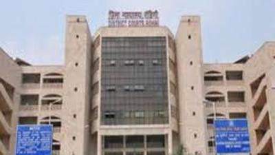 Man impersonates as lawyer to join hearing in rape case at Rohini court, arrested Man impersonates as lawyer to join hearing in rape case at Rohini court, arrested