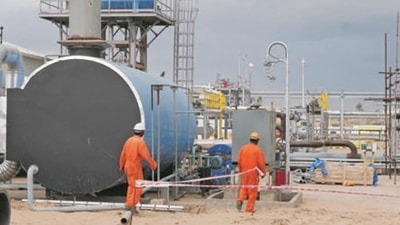 Out of the total tax refund, the biggest chunk, of around ₹7,900 crore, is estimated to go to Cairn Energy. HT PHOTO Out of the total tax refund, the biggest chunk, of around ₹7,900 crore, is estimated to go to Cairn Energy. HT PHOTO
