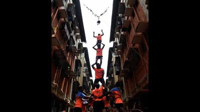 The state government asked citizens to celebrate dahi handi in a simple manner and at home. A circular to this effect was issued by the state home department on Monday. (HT FILE) The state government asked citizens to celebrate dahi handi in a simple manner and at home. A circular to this effect was issued by the state home department on Monday. (HT FILE)
