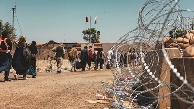 According to an internal report of ABC News, about 2,800 Afghans have been successfully evacuated as of Saturday night at 8:30 pm ET on Saturday. (AP Photo) According to an internal report of ABC News, about 2,800 Afghans have been successfully evacuated as of Saturday night at 8:30 pm ET on Saturday. (AP Photo)
