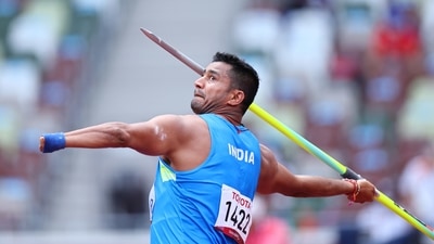Sundar Singh Gurjar of India in actio (REUTERS)